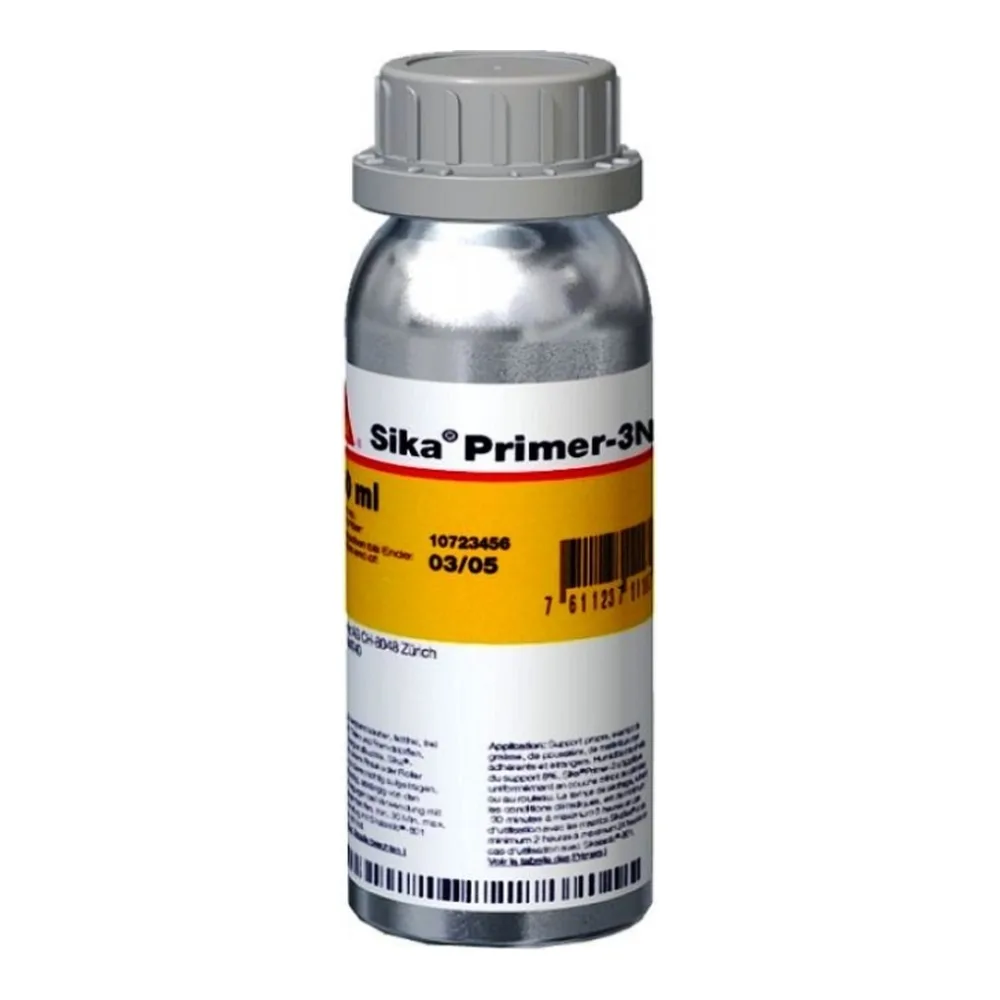 Sika Primer-3 N reakcijski primer v aluminijasti pločevinki 250 ml z navojnim zamaškom, izdelek na beli podlagi